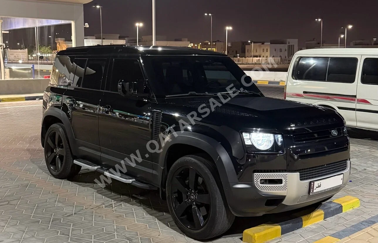 لاند روفر  ديفيندر  110 اس  2023  اوتوماتيك  43,000 كم  6 سلندر  دفع رباعي  اس يو في  أسود  تحت الضمان