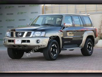 Nissan  Patrol  Super Safari  2022  Manual  22,000 Km  6 Cylinder  Four Wheel Drive (4WD)  SUV  Black  With Warranty
