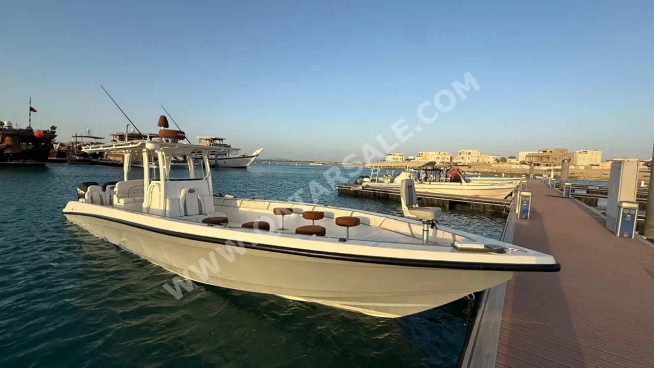 Fishing & Sail Boats - Qatar  - 2021  - White
