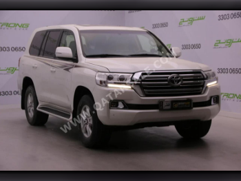 Toyota  Land Cruiser  GXR  2018  Automatic  147,000 Km  6 Cylinder  Four Wheel Drive (4WD)  SUV  White