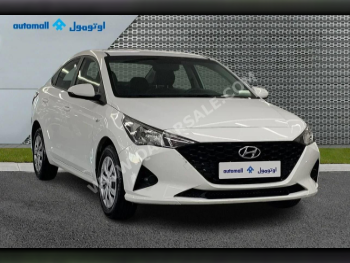 Hyundai  Accent  1.6  2022  Automatic  66,065 Km  4 Cylinder  Front Wheel Drive (FWD)  Sedan  White