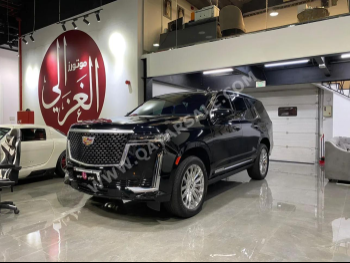 Cadillac  Escalade  2022  Automatic  41,000 Km  8 Cylinder  Four Wheel Drive (4WD)  SUV  Black  With Warranty