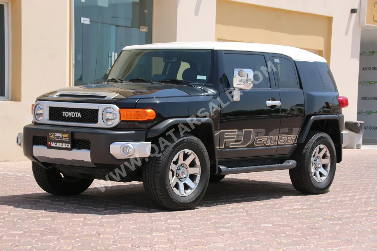 Toyota  FJ Cruiser  TRD  2019  Automatic  178,000 Km  6 Cylinder  Four Wheel Drive (4WD)  SUV  Black