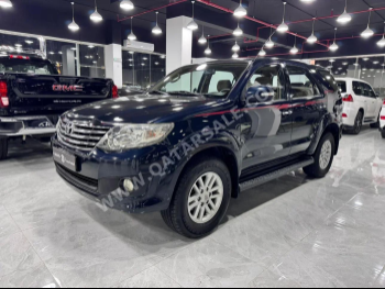 Toyota  Fortuner  SR5  2013  Automatic  311,000 Km  4 Cylinder  Four Wheel Drive (4WD)  SUV  Dark Blue