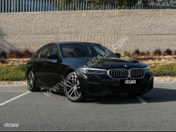 BMW  5-Series  520i  2022  Automatic  58,000 Km  4 Cylinder  Rear Wheel Drive (RWD)  Sedan  Black