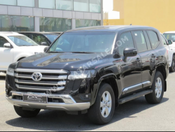 Toyota  Land Cruiser  GXR  2024  Automatic  29,000 Km  6 Cylinder  Four Wheel Drive (4WD)  SUV  Black  With Warranty