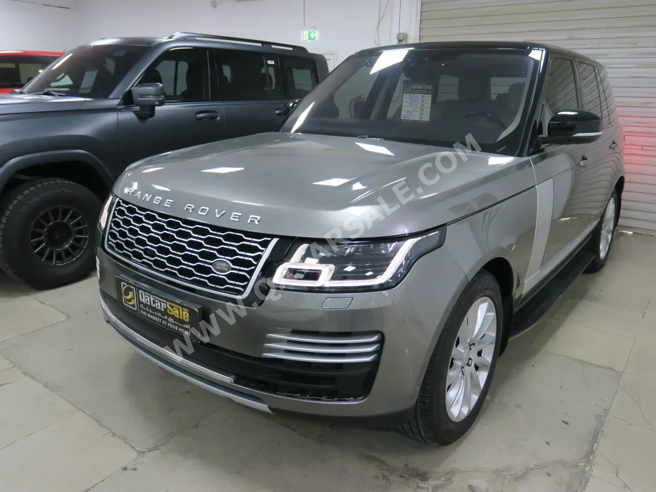Land Rover  Range Rover  Vogue  2019  Automatic  48,000 Km  8 Cylinder  Four Wheel Drive (4WD)  SUV  Brown
