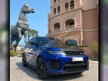 Land Rover  Range Rover  Sport SVR  2015  Automatic  110,000 Km  8 Cylinder  Four Wheel Drive (4WD)  SUV  Blue