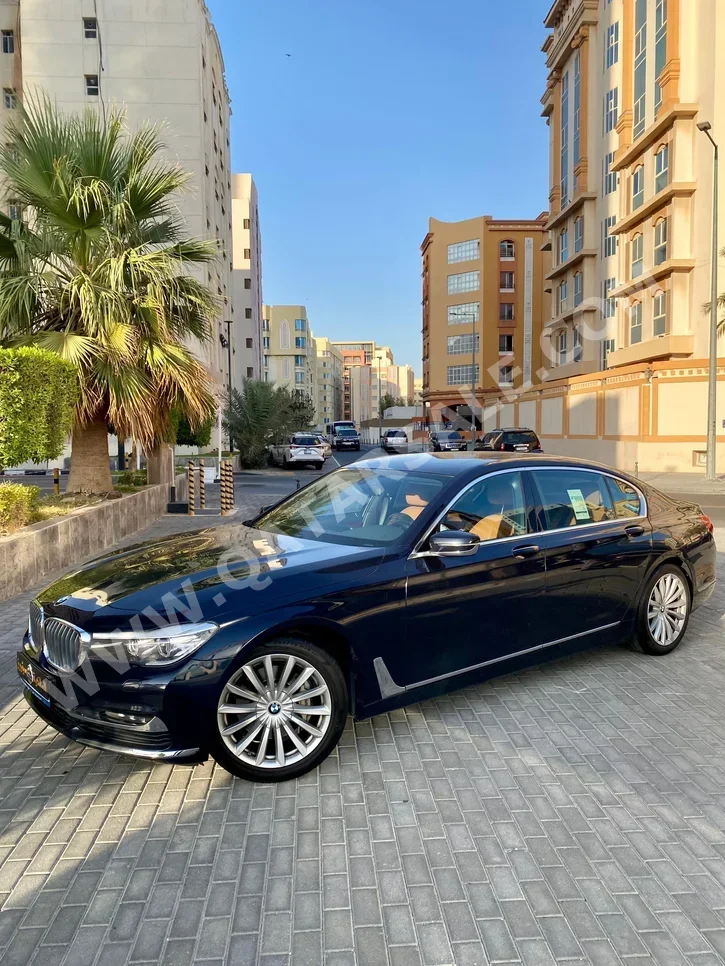BMW  7-Series  730 Li  2019  Automatic  176,000 Km  4 Cylinder  Rear Wheel Drive (RWD)  Sedan  Blue