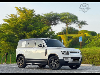 Land Rover  Defender  110 HSE  2024  Automatic  25,400 Km  6 Cylinder  Four Wheel Drive (4WD)  SUV  White  With Warranty