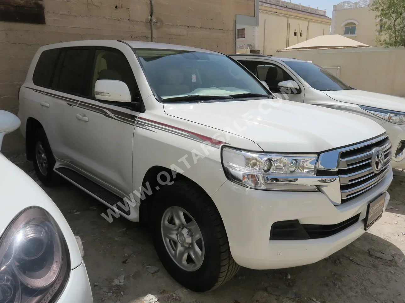 Toyota  Land Cruiser  GXR  2020  Automatic  146,000 Km  6 Cylinder  Four Wheel Drive (4WD)  SUV  White