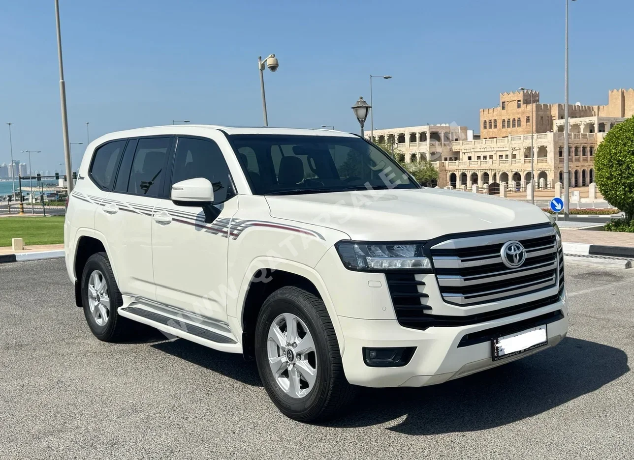 Toyota  Land Cruiser  GXR Twin Turbo  2022  Automatic  87,000 Km  6 Cylinder  Four Wheel Drive (4WD)  SUV  Beige  With Warranty
