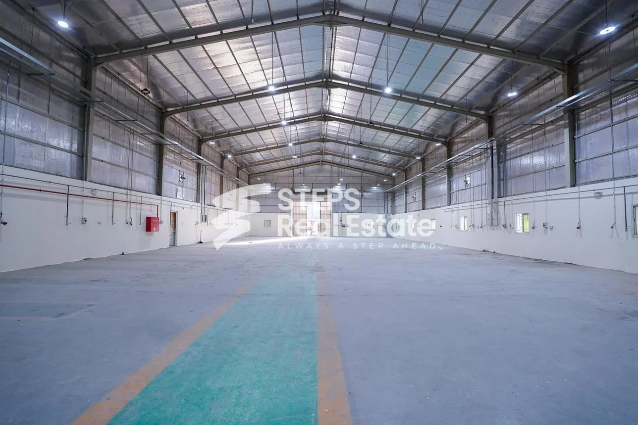 Warehouses & Stores - Al Rayyan  - Industrial Area  -Area Size: 900 Square Meter