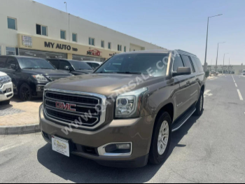 GMC  Yukon  XL  2016  Automatic  204,000 Km  8 Cylinder  Four Wheel Drive (4WD)  SUV  Bronze