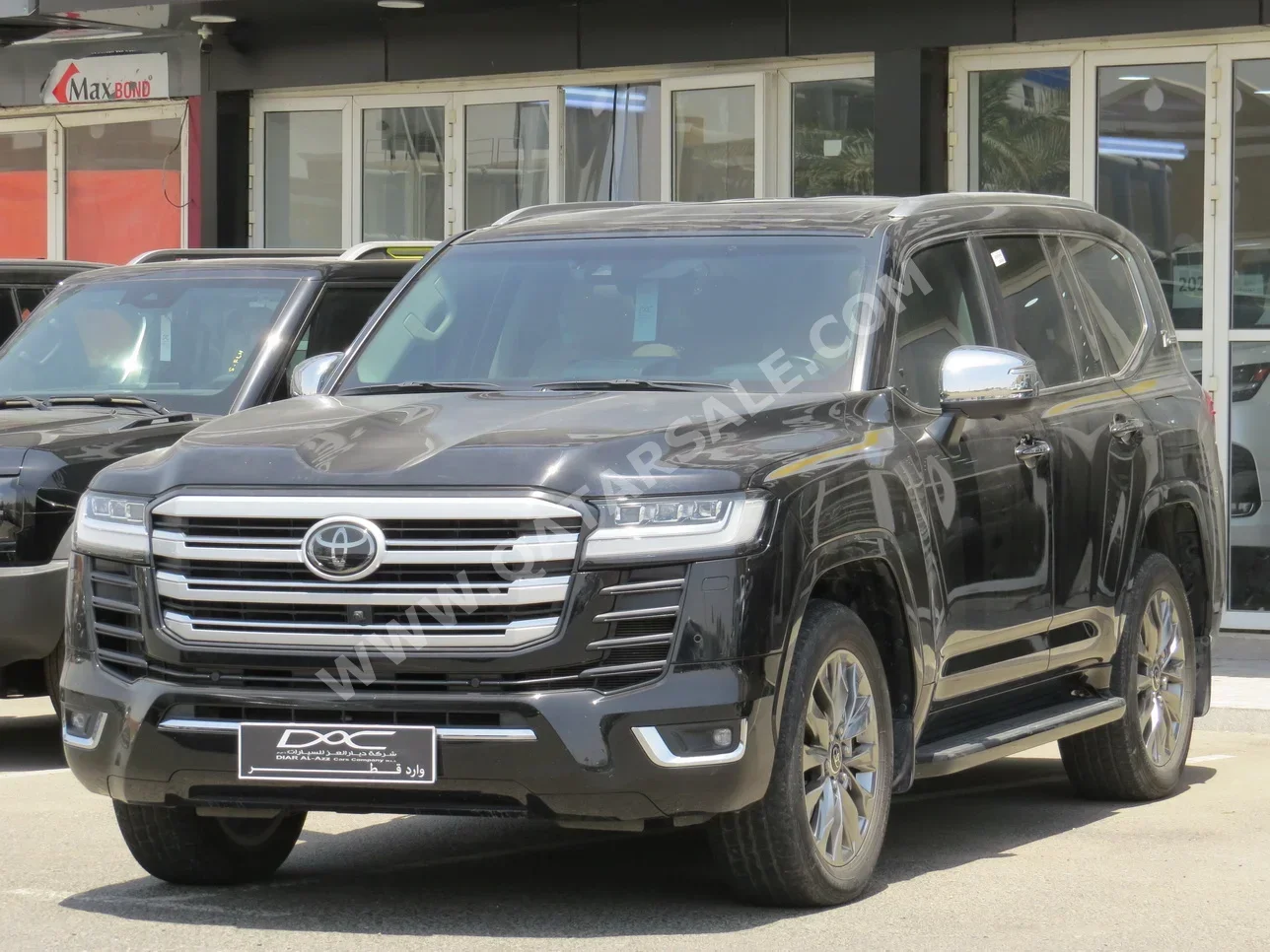 Toyota  Land Cruiser  VXR Twin Turbo  2022  Automatic  42,000 Km  6 Cylinder  Four Wheel Drive (4WD)  SUV  Black