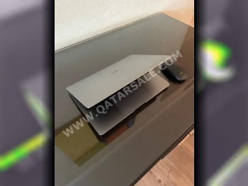 Laptops Apple  - MacBook Air  - Grey  - MacOS  - Apple  - M1  -Memory (Ram): 8 GB