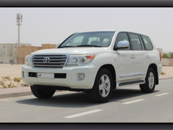 Toyota  Land Cruiser  VXR  2015  Automatic  230,000 Km  8 Cylinder  Four Wheel Drive (4WD)  SUV  White