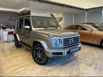 Mercedes-Benz  G-Class  500  2022  Automatic  14,000 Km  8 Cylinder  Four Wheel Drive (4WD)  SUV  Gray