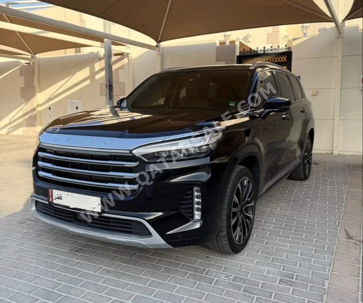 Exeed  VX  400 T  2023  Automatic  37,000 Km  4 Cylinder  All Wheel Drive (AWD)  SUV  Black  With Warranty