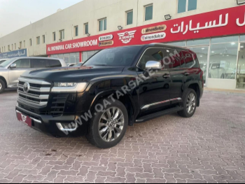 Toyota  Land Cruiser  VXR Twin Turbo  2023  Automatic  65,000 Km  6 Cylinder  Four Wheel Drive (4WD)  SUV  Black  With Warranty