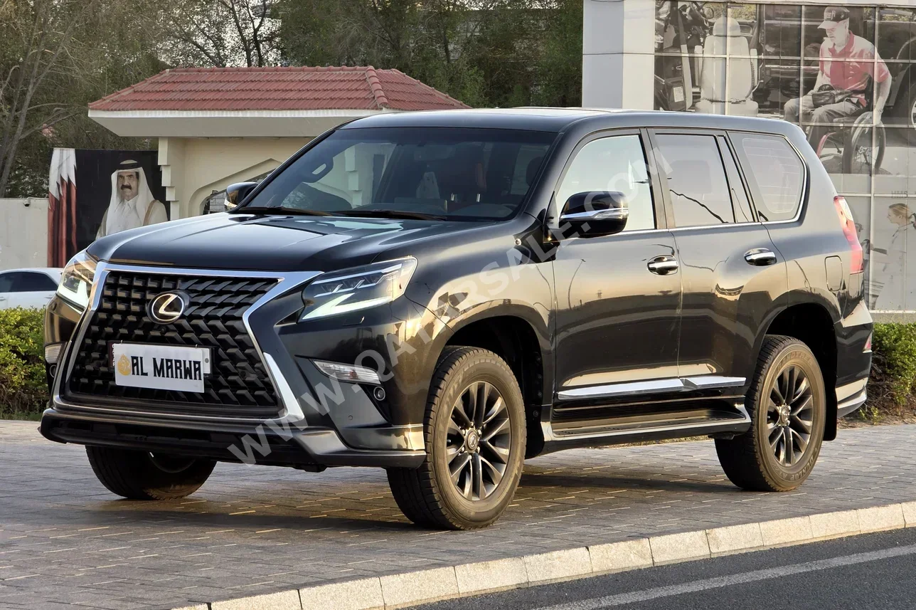 Lexus  GX  460  2023  Automatic  60,000 Km  8 Cylinder  Four Wheel Drive (4WD)  SUV  Black  With Warranty