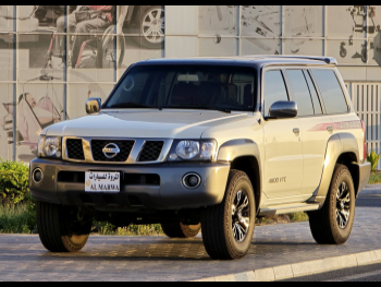 Nissan  Patrol  Super Safari  2023  Manual  20,000 Km  6 Cylinder  Four Wheel Drive (4WD)  SUV  White  With Warranty