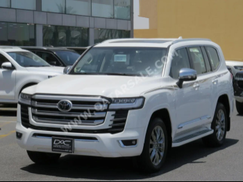 Toyota  Land Cruiser  VXR Twin Turbo  2025  Automatic  1,000 Km  6 Cylinder  Four Wheel Drive (4WD)  SUV  White  With Warranty