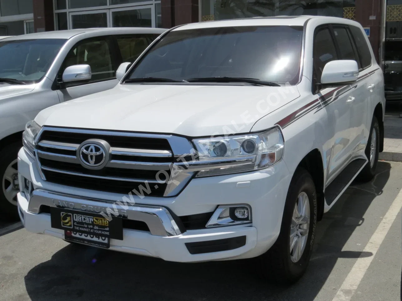 Toyota  Land Cruiser  GXR  2020  Automatic  133,000 Km  6 Cylinder  Four Wheel Drive (4WD)  SUV  White