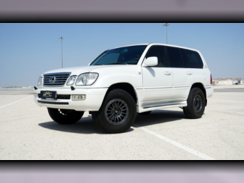 لكزس  ال اكس  470  2003  اوتوماتيك  370,000 كم  8 سلندر  دفع رباعي  اس يو في  أبيض لؤلؤي