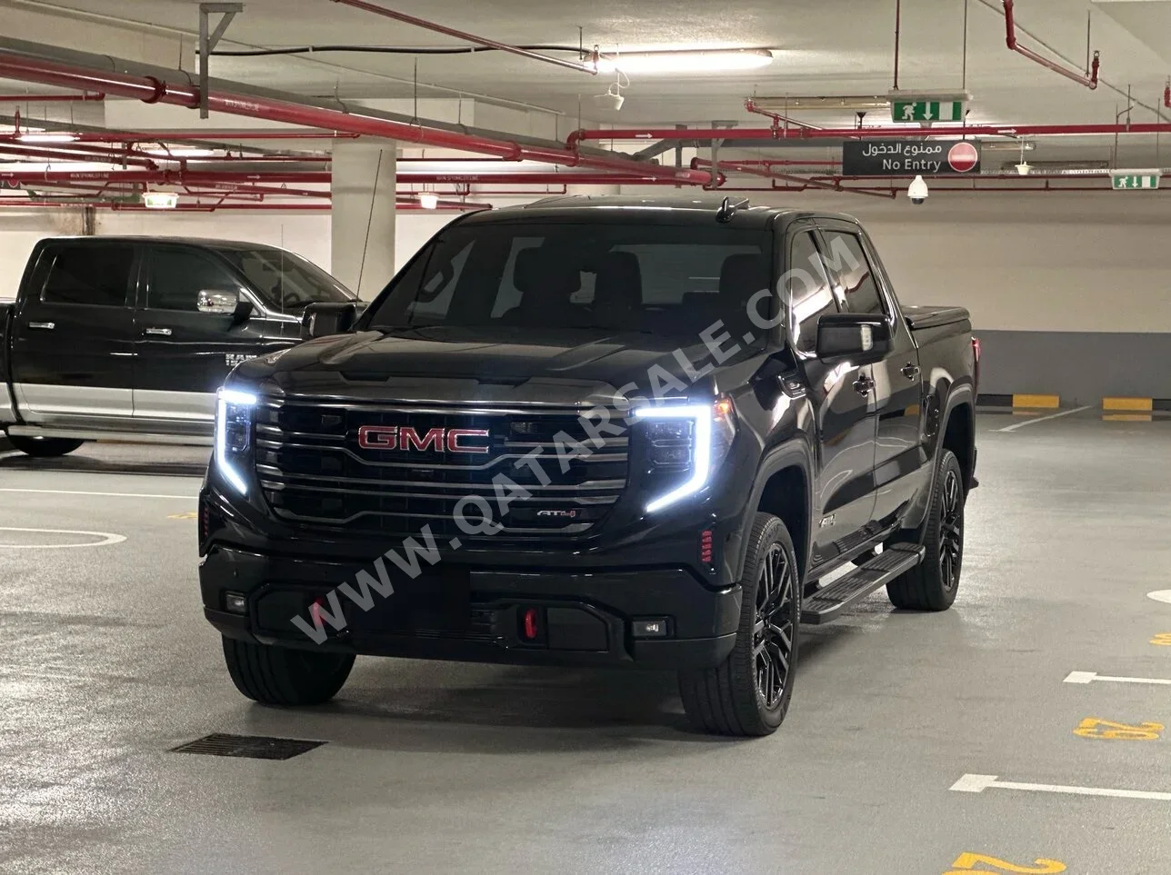 GMC  Sierra  AT4  2022  Automatic  21,000 Km  8 Cylinder  Four Wheel Drive (4WD)  Pick Up  Black  With Warranty