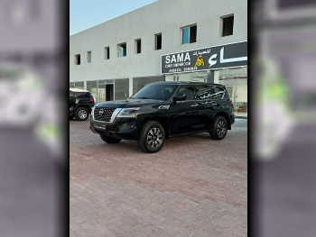 Nissan  Patrol  XE  2023  Automatic  43,000 Km  6 Cylinder  Four Wheel Drive (4WD)  SUV  Black  With Warranty