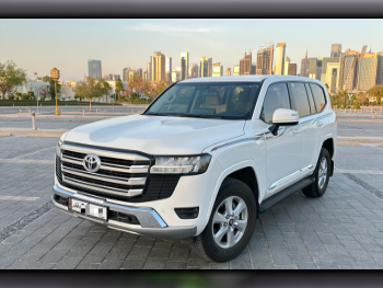Toyota  Land Cruiser  GXR  2024  Automatic  18,000 Km  6 Cylinder  Four Wheel Drive (4WD)  SUV  White  With Warranty