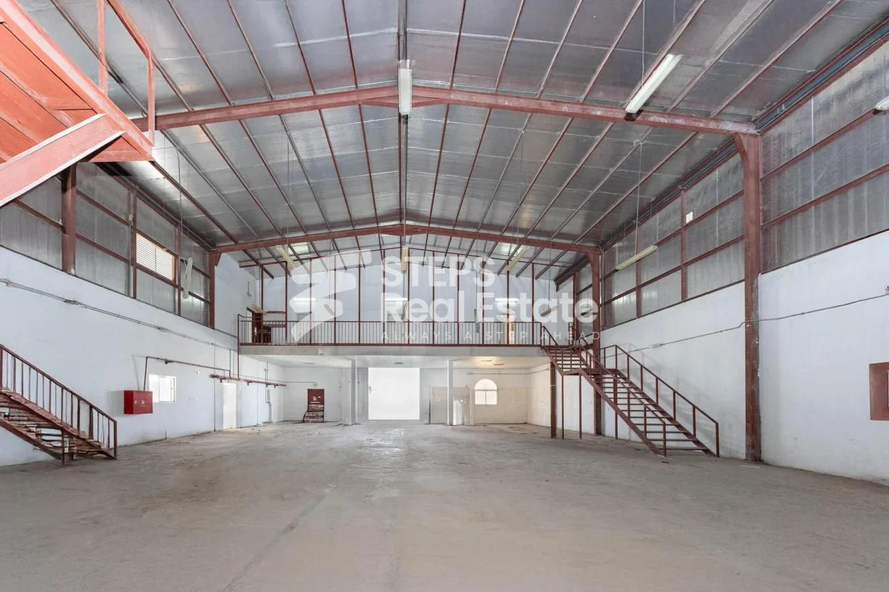 Warehouses & Stores - Al Rayyan  - Industrial Area  -Area Size: 2000 Square Meter
