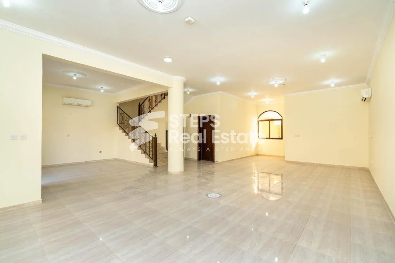 Compound  - Not Furnished  - Umm Salal  - Umm Al Amad  - 5 Bedrooms