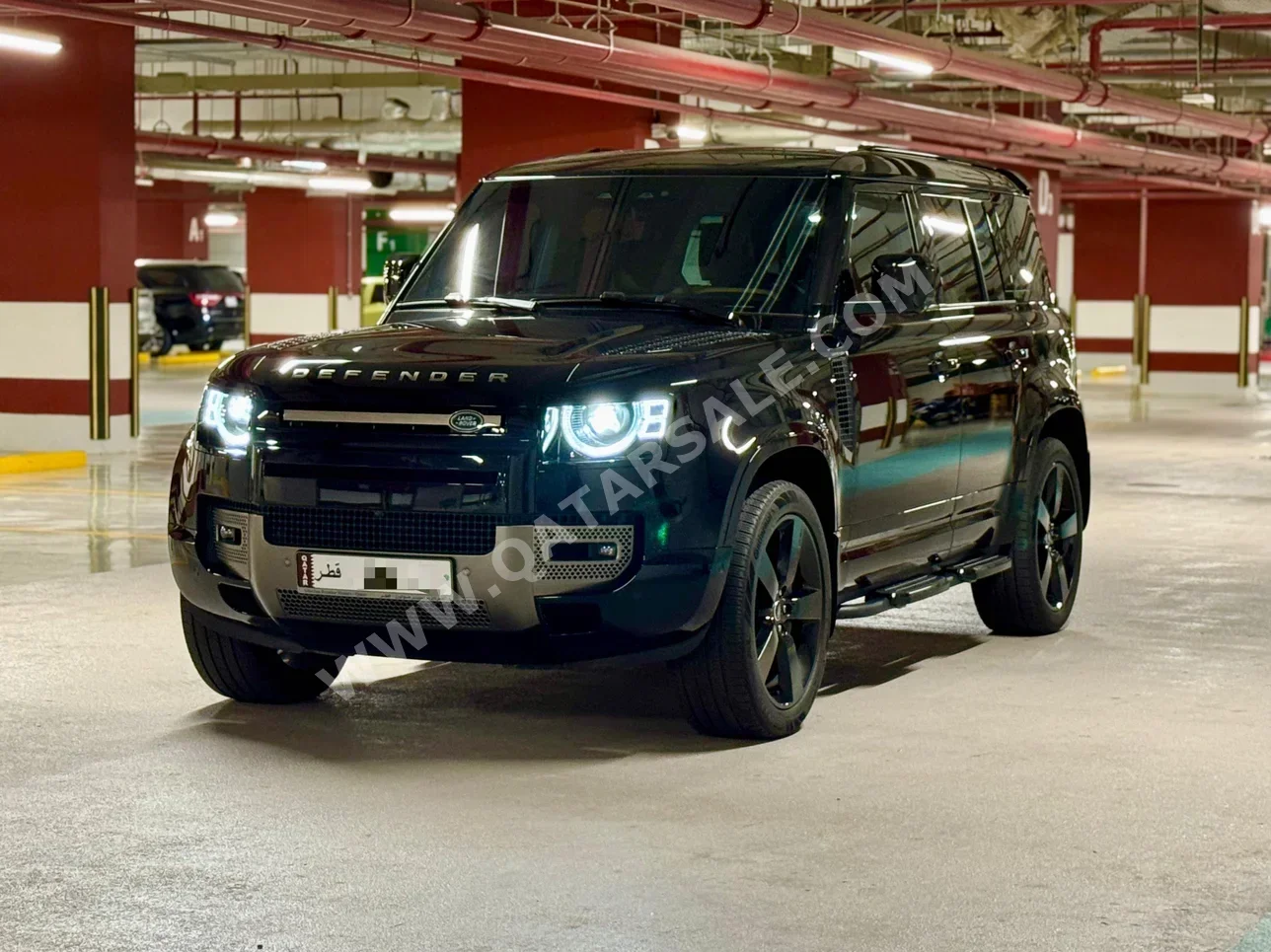 Land Rover  Defender  110 HSE  2025  Automatic  28,000 Km  6 Cylinder  Four Wheel Drive (4WD)  SUV  Black  With Warranty