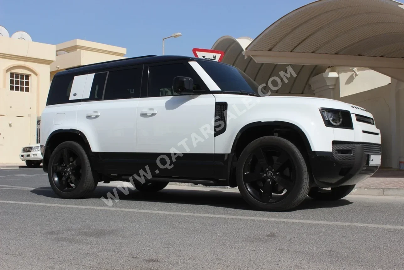 Land Rover  Defender  110  2024  Automatic  35,000 Km  6 Cylinder  Four Wheel Drive (4WD)  SUV  White  With Warranty
