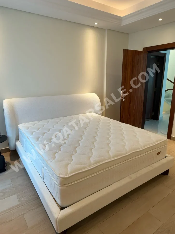 Beds - Pan Emirates  - King  - White