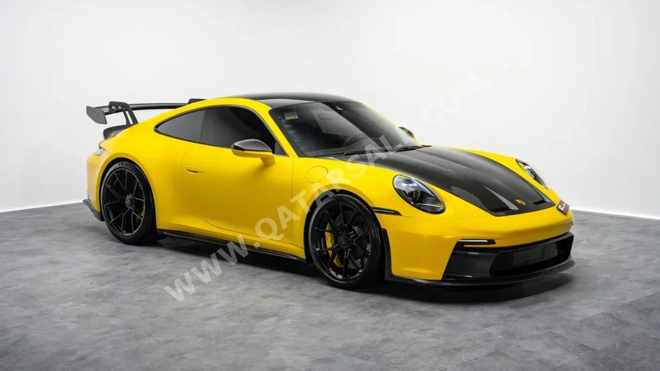 Porsche  911  GT3  2022  Manual  4,500 Km  6 Cylinder  Rear Wheel Drive (RWD)  Coupe / Sport  Yellow