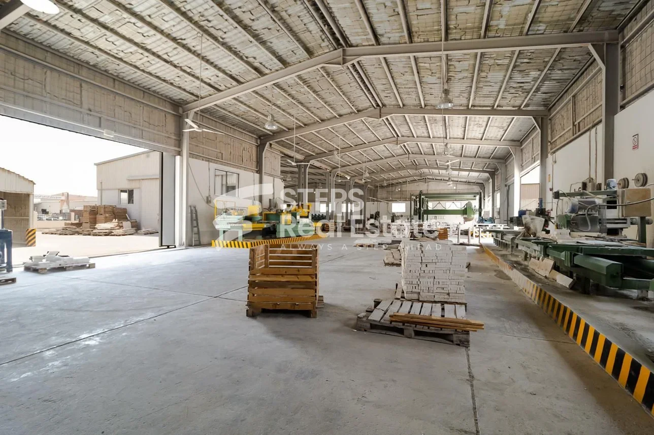 Warehouses & Stores - Al Rayyan  - Industrial Area  -Area Size: 6000 Square Meter