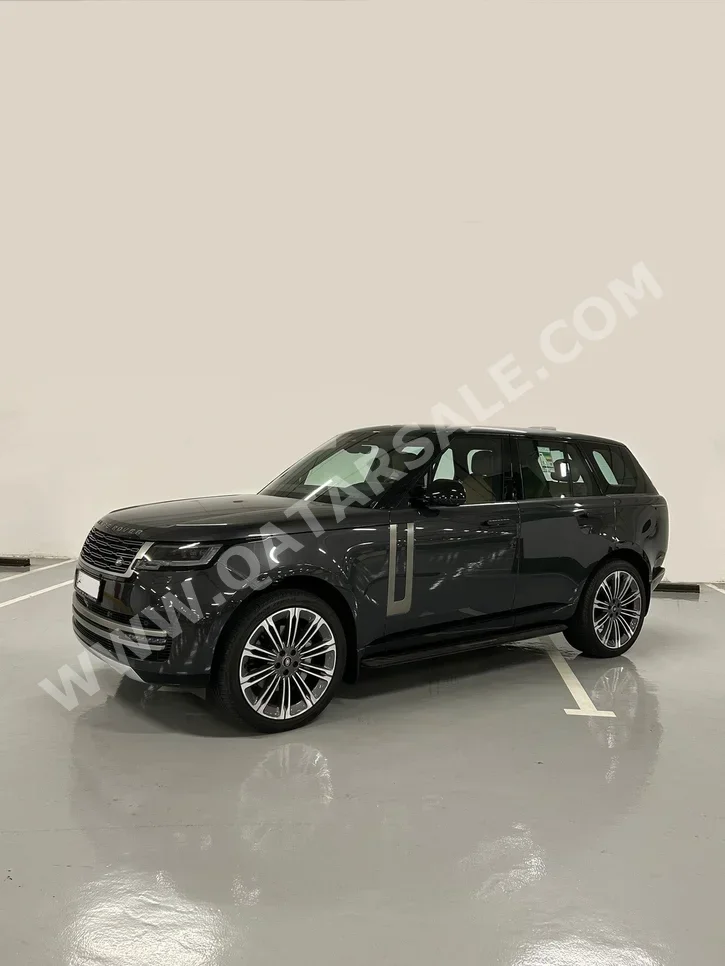 Land Rover  Range Rover  Vogue SE  2024  Automatic  33,000 Km  6 Cylinder  Four Wheel Drive (4WD)  SUV  Gray  With Warranty