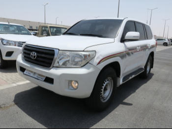 Toyota  Land Cruiser  GX  2012  Automatic  377,000 Km  6 Cylinder  Four Wheel Drive (4WD)  SUV  White