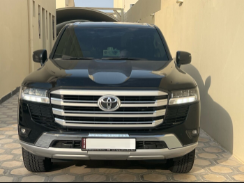 Toyota  Land Cruiser  GXR Twin Turbo  2024  Automatic  32,000 Km  6 Cylinder  Four Wheel Drive (4WD)  SUV  Black  With Warranty