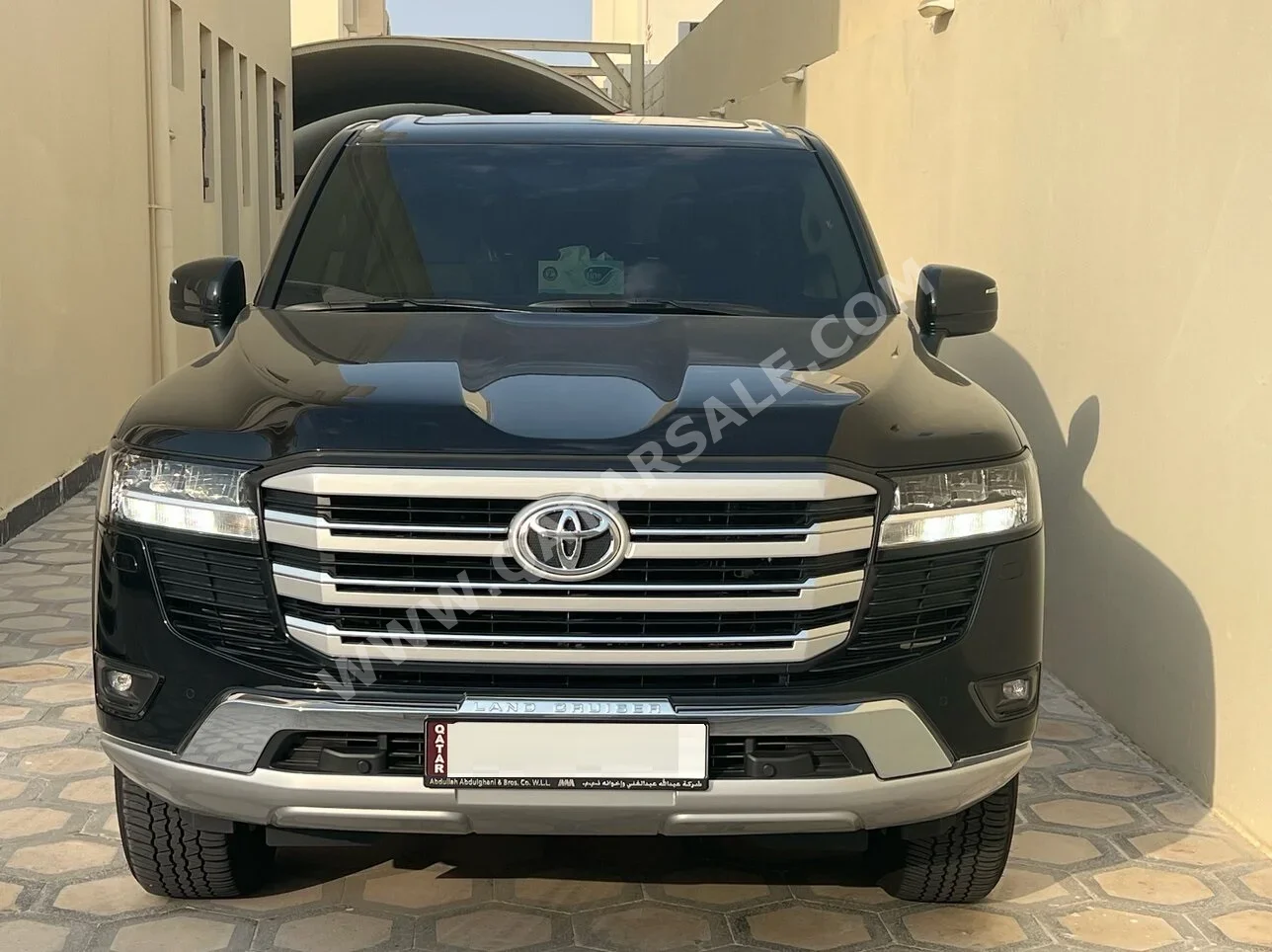 Toyota  Land Cruiser  GXR Twin Turbo  2024  Automatic  32,000 Km  6 Cylinder  Four Wheel Drive (4WD)  SUV  Black  With Warranty