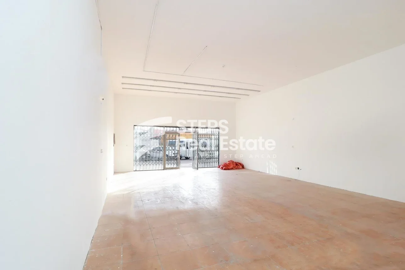 Commercial Shops - Not Furnished  - Al Rayyan  For Rent  - Industrial Area