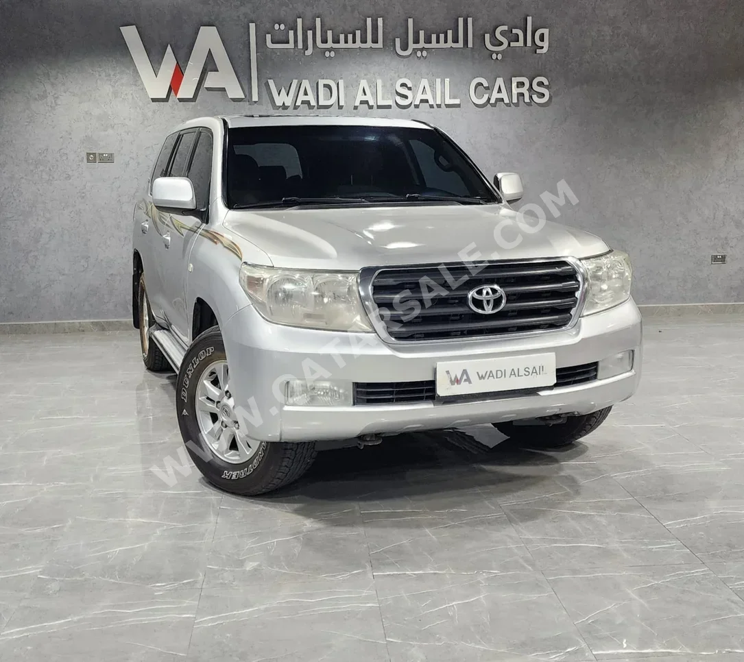 Toyota  Land Cruiser  GX  2010  Automatic  274,000 Km  6 Cylinder  Four Wheel Drive (4WD)  SUV  Silver