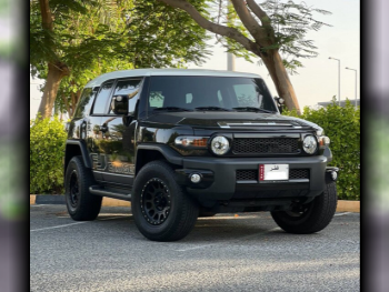 Toyota  FJ Cruiser  2021  Automatic  94,000 Km  6 Cylinder  Four Wheel Drive (4WD)  SUV  Black