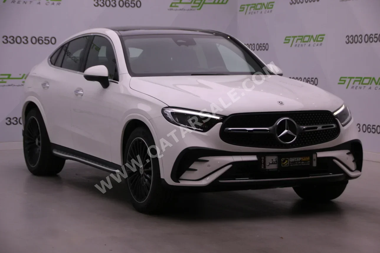 Mercedes-Benz  GLC  200  2025  Automatic  0 Km  4 Cylinder  Four Wheel Drive (4WD)  SUV  White  With Warranty