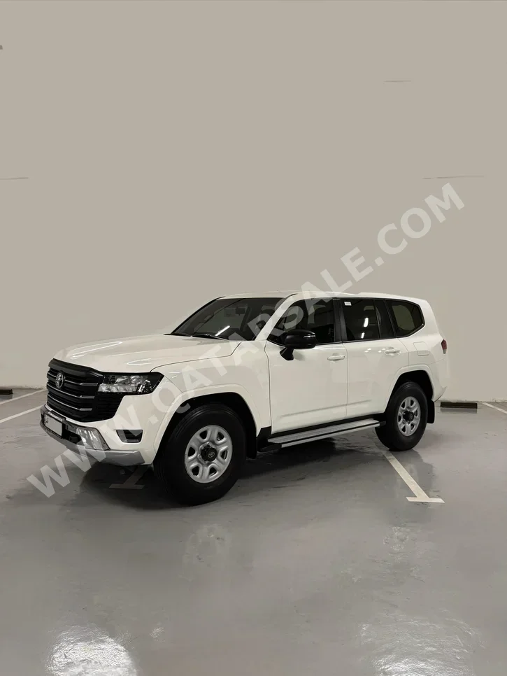 Toyota  Land Cruiser  GX  2024  Automatic  17,000 Km  6 Cylinder  Four Wheel Drive (4WD)  SUV  White  With Warranty