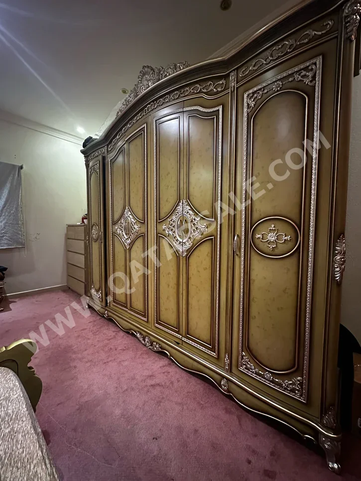 Bedroom Sets - 5 Pieces Set  - Beige