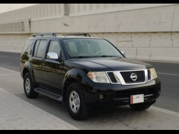 نيسان  باثفايندر  ال اي  2010  اوتوماتيك  260,000 كم  6 سلندر  دفع رباعي  اس يو في  أسود